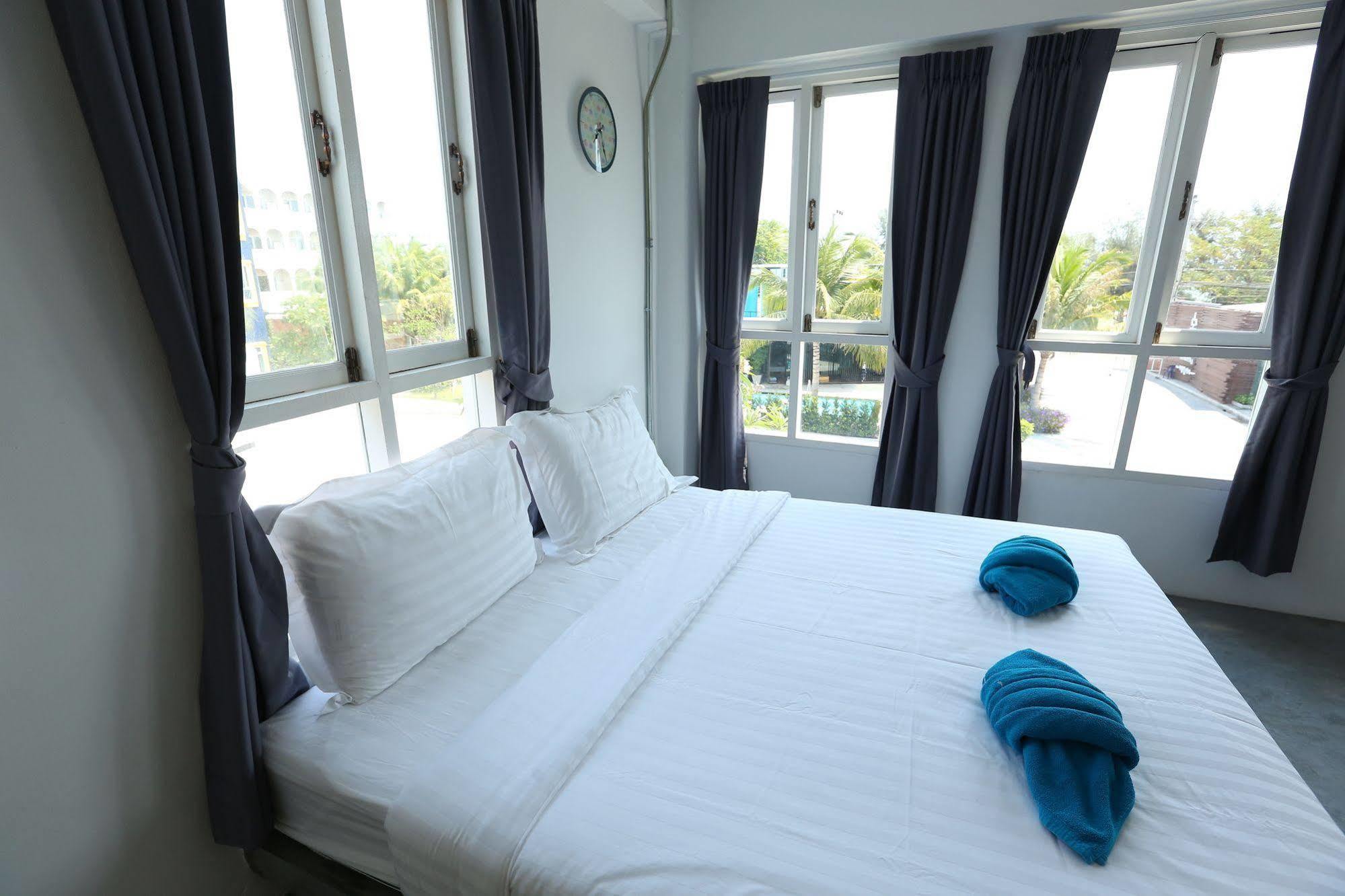 Chaamaran Boutique Hotel Cha-Am Exteriör bild